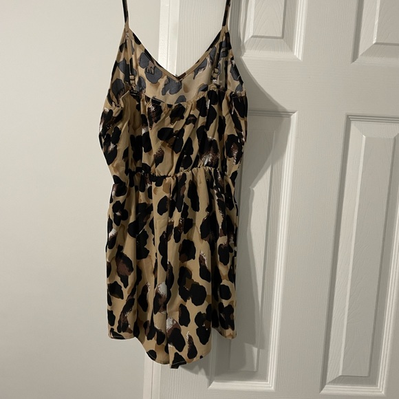 Leopard romper - Picture 4 of 5